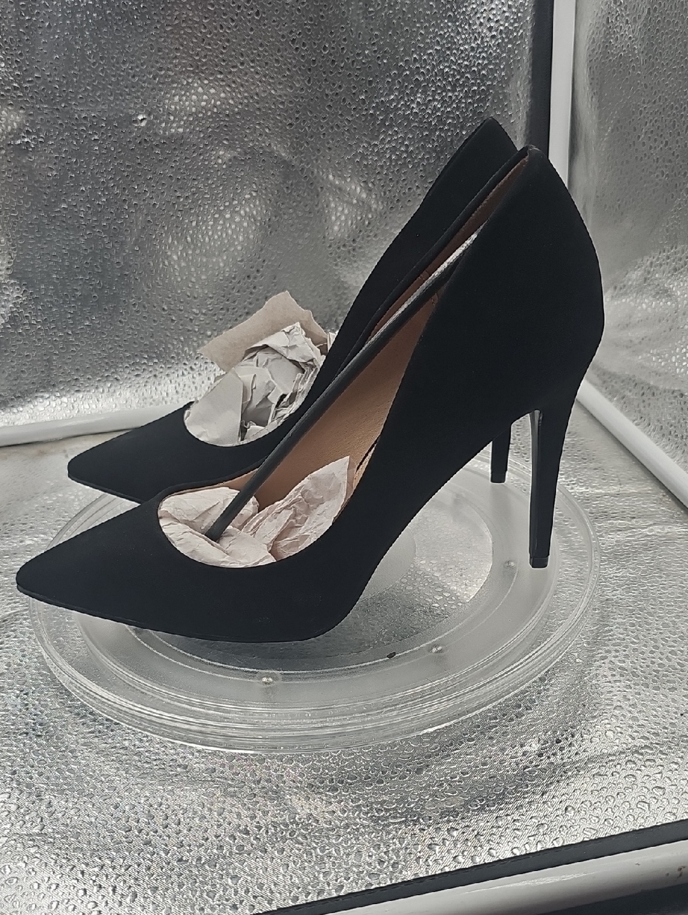 R Black Glaze Heels size 10 - Picture 5 of 14